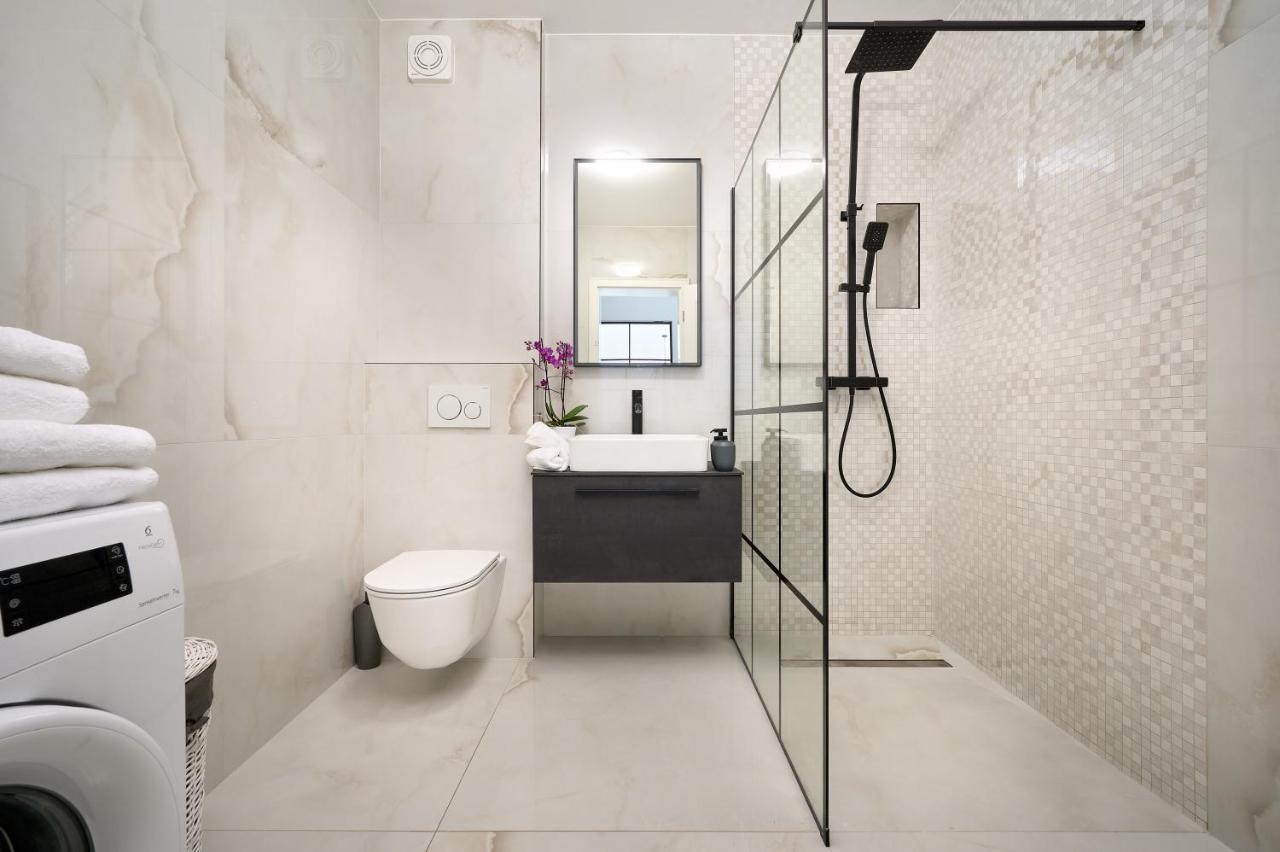 Klara Beach Apartment 斯普利特 外观 照片