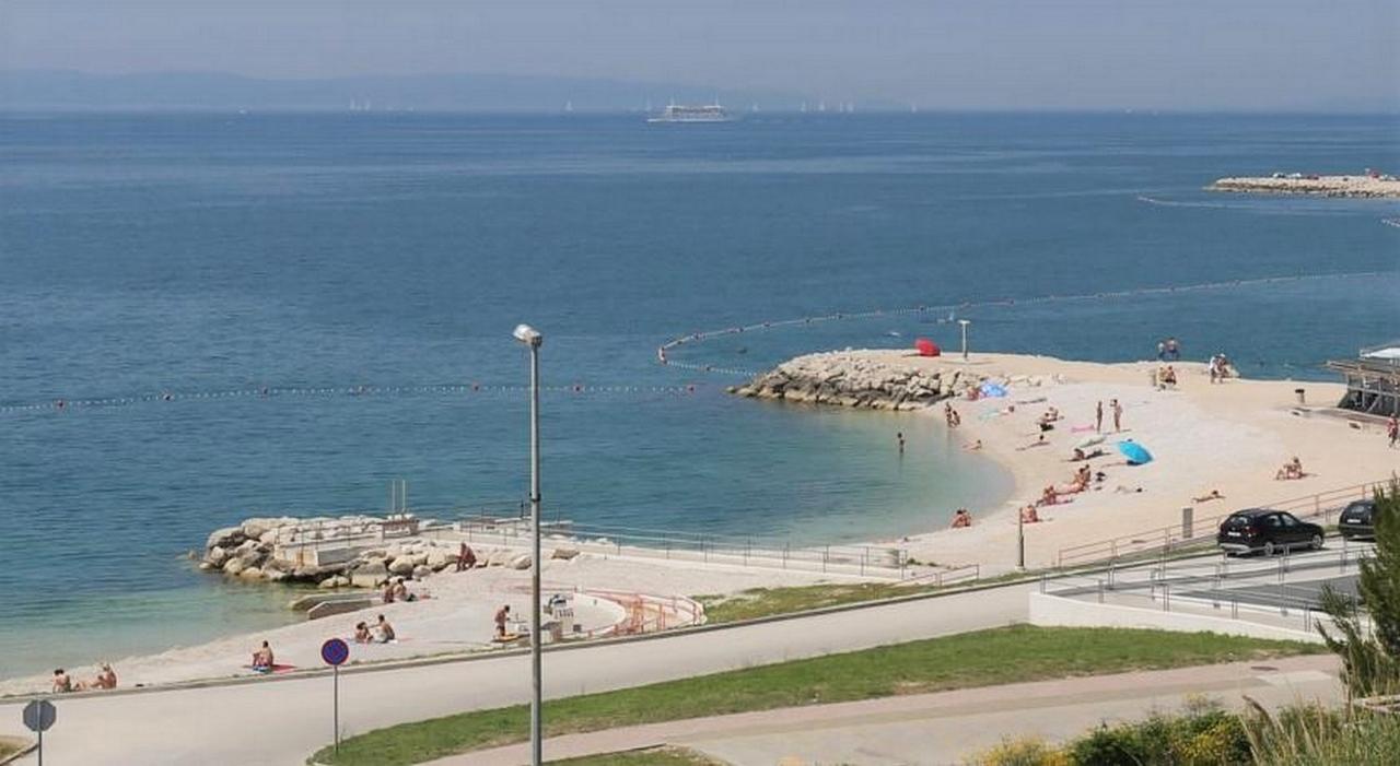 Klara Beach Apartment 斯普利特 外观 照片